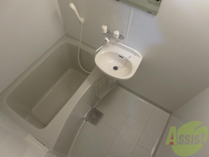 バス・シャワールーム　ゆっくりバスタイム。