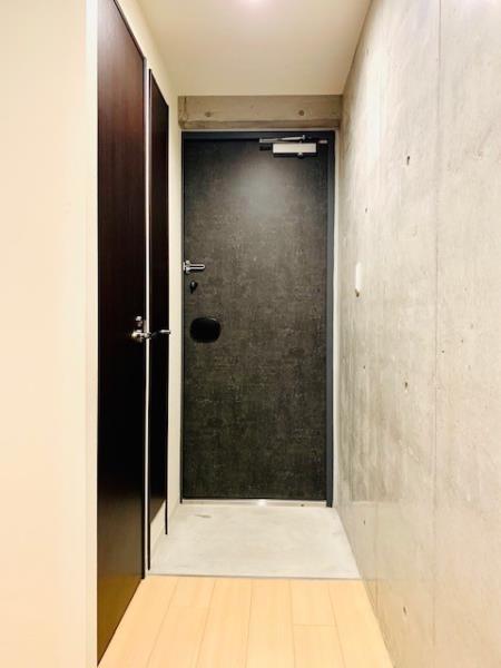 玄関　収納もある玄関です