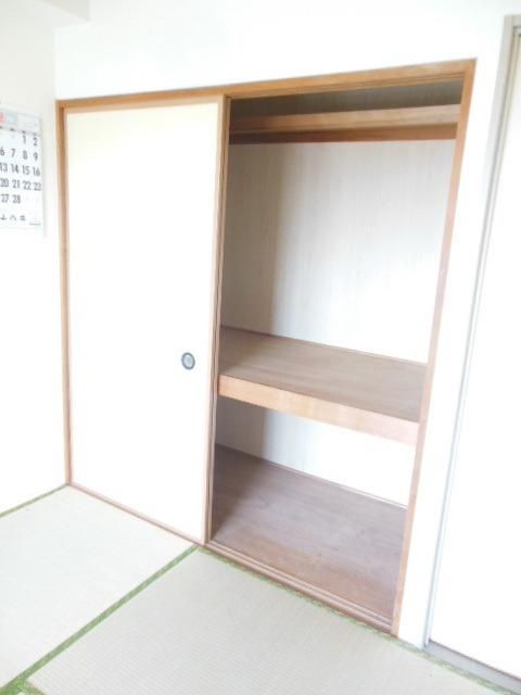 その他設備　★和室の押し入れです★