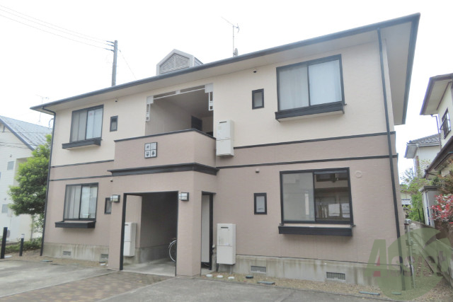 建物外観　名取市増田６丁目「サンガーデン増田　Ｂ棟」