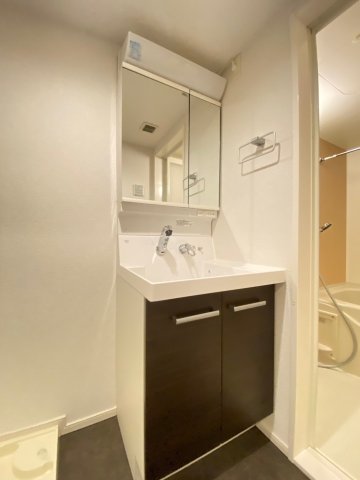 洗面設備　※参考写真