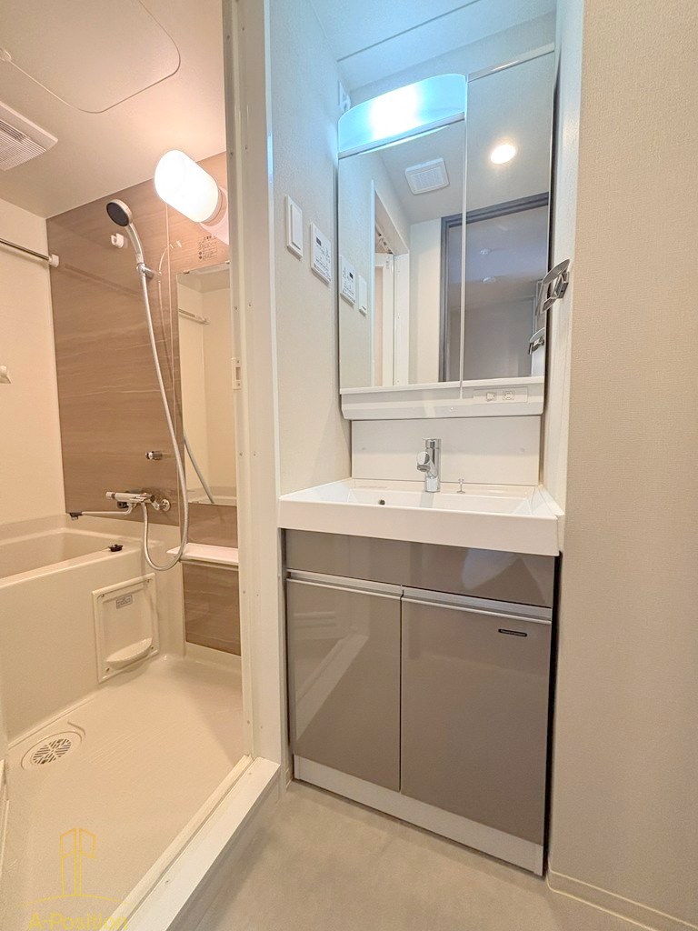 洗面設備　リヴェント難波ウエスト