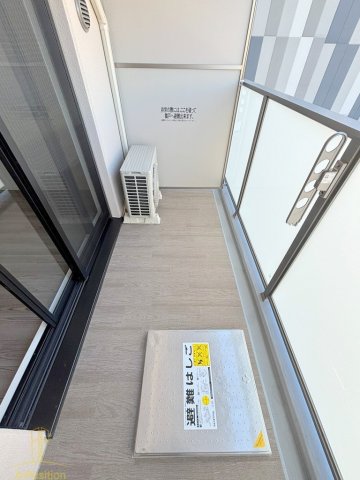 バルコニー　リヴェント難波ウエスト