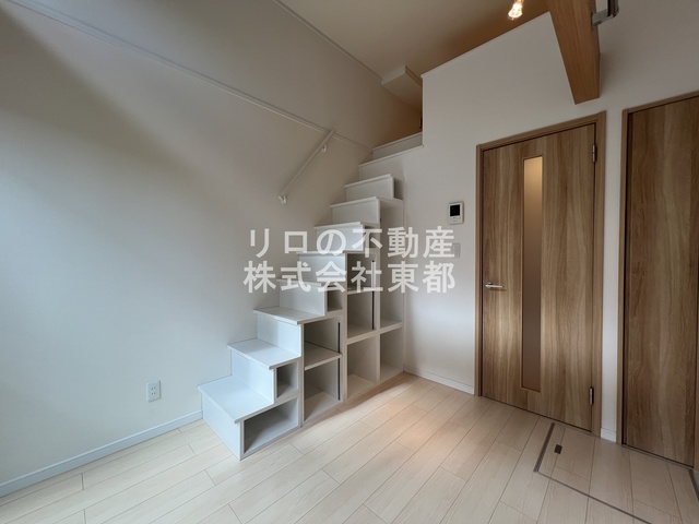 その他部屋・スペース　窓から暖かな日差しが入ります♪