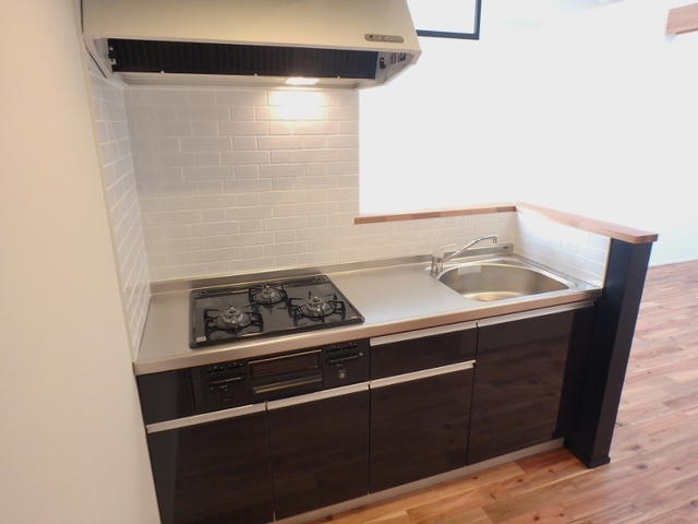 キッチン　★グリル付きのシステムキッチン★