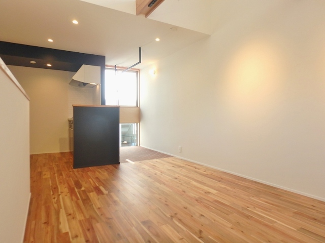 居室・リビング　【ＬＤＫ１１．９帖】