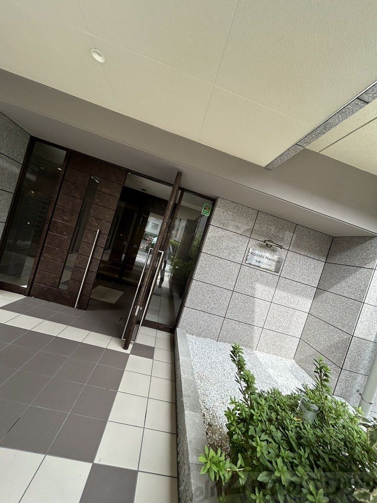 エントランス　エントランス