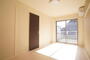 居室・リビング　南向きで日当たり良好なお部屋！暖かな日差しが入ります♪