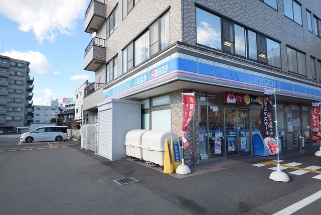 コンビニ　ローソンさいたま東大宮五丁目店（コンビニ）まで395m