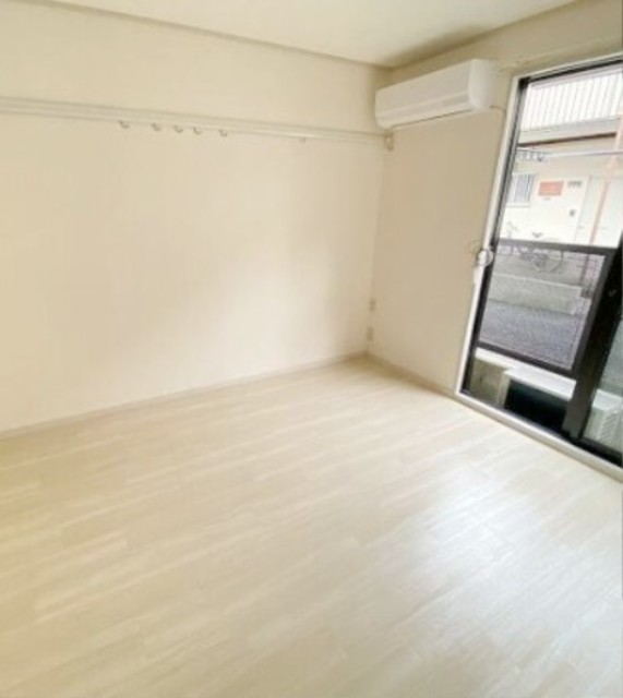 居室・リビング　別部屋同仕様タイプ