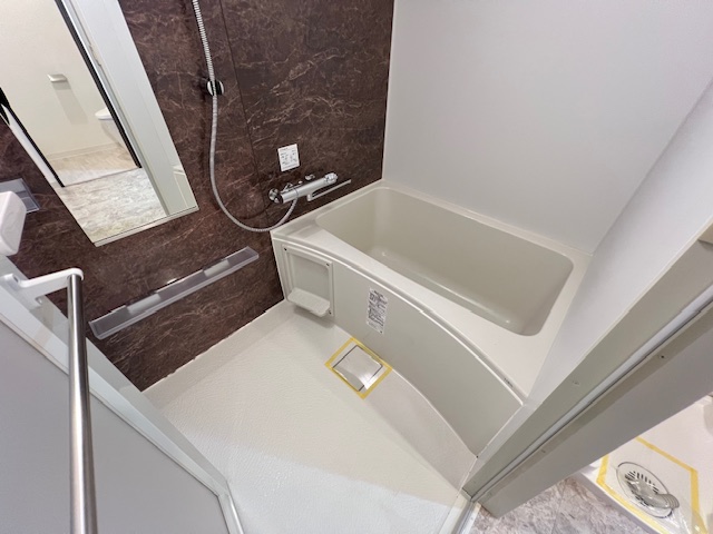 バス・シャワールーム