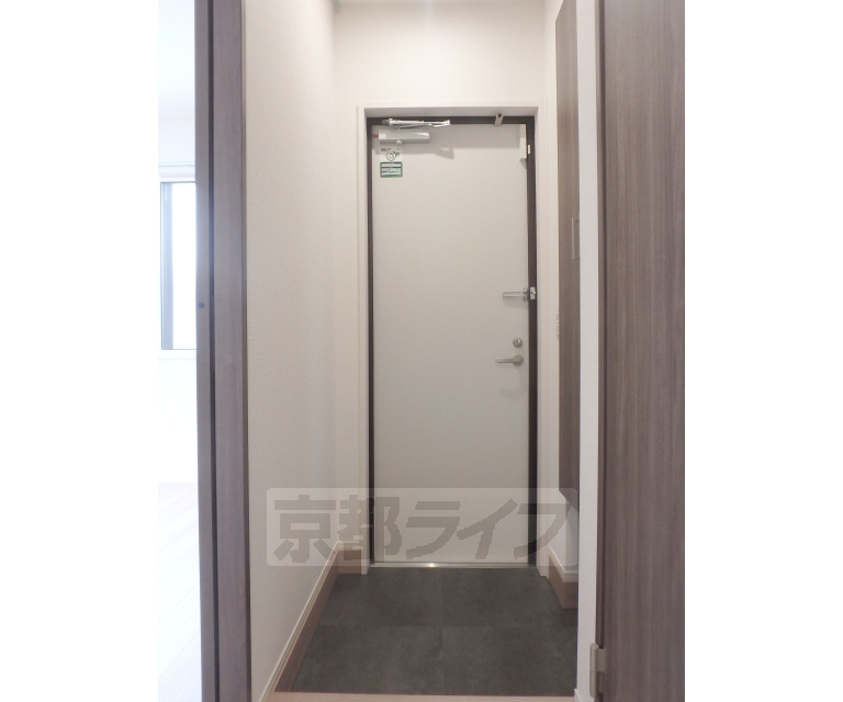 玄関　玄関です。