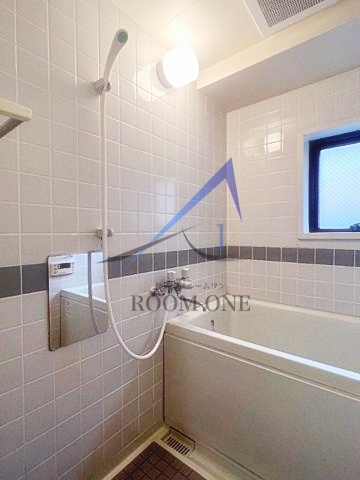 バス・シャワールーム　お風呂です。