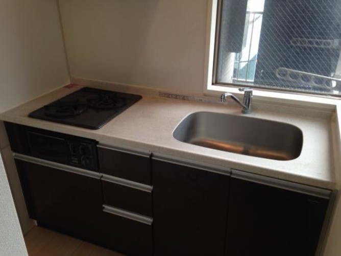 キッチン　システムキッチン。