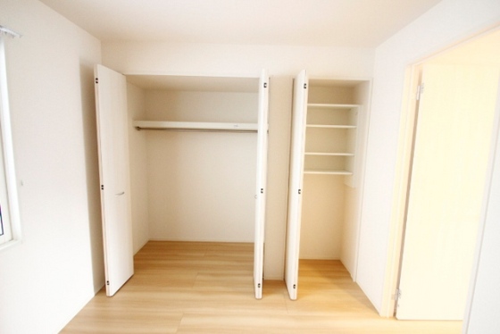 収納　※別部屋の写真です