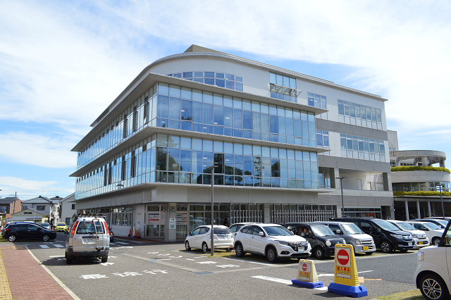 役所　新潟市西区役所（役所）まで1197m