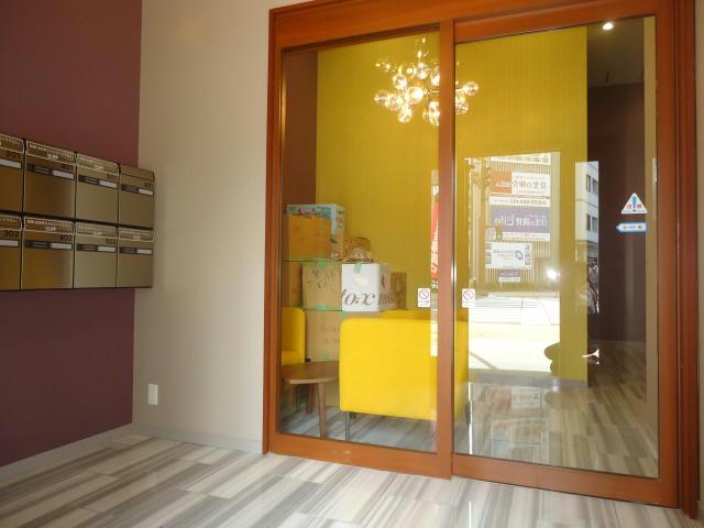 エントランス　エントランス部分