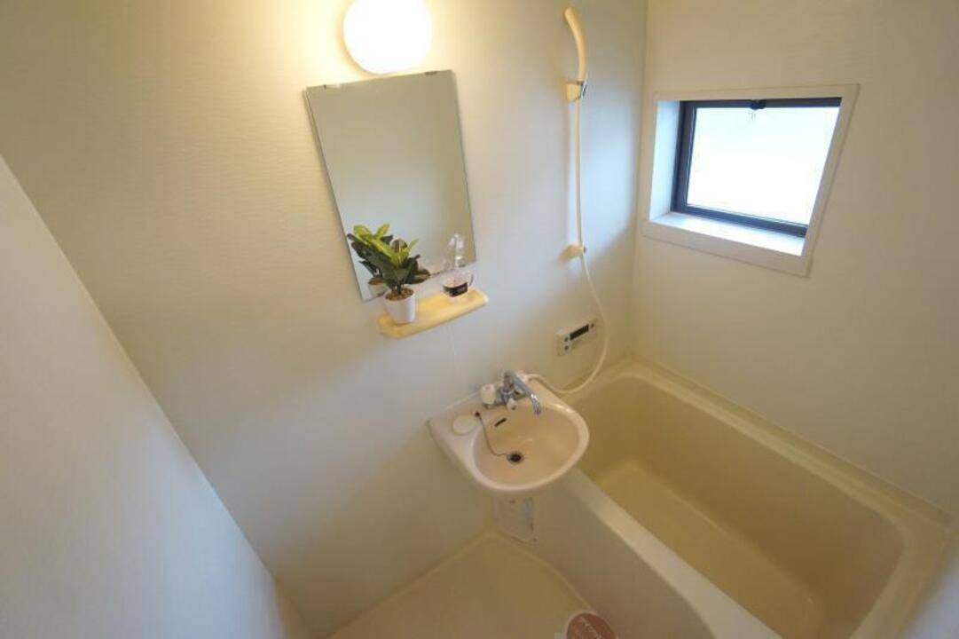 バス・シャワールーム　浴室