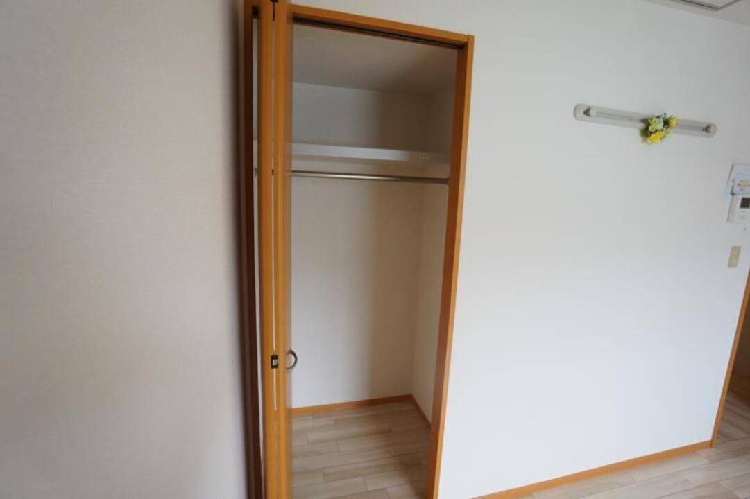 収納　クローゼット