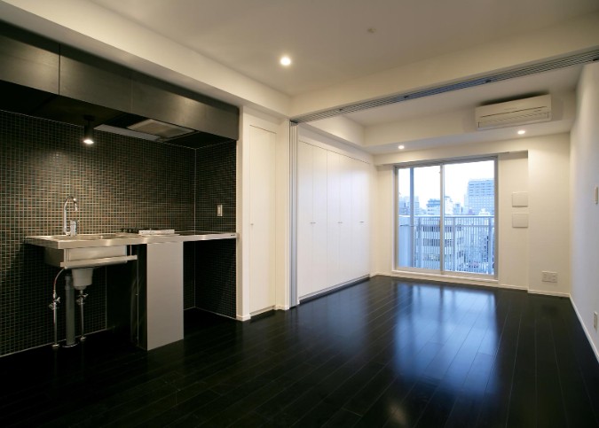 居室・リビング　☆明るい居間☆