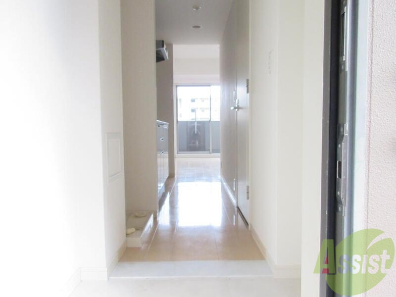 玄関　明るい玄関ですよ。