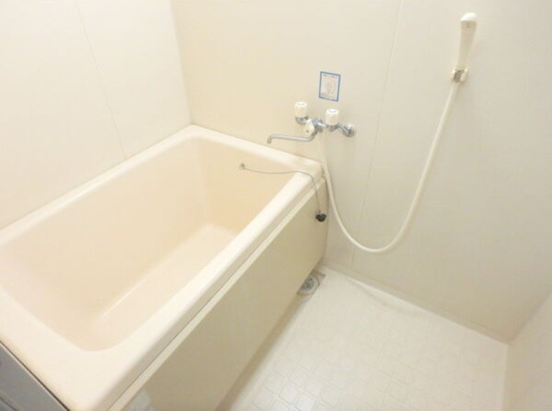 バス・シャワールーム　図面と現状に相違がある場合には現状を優先