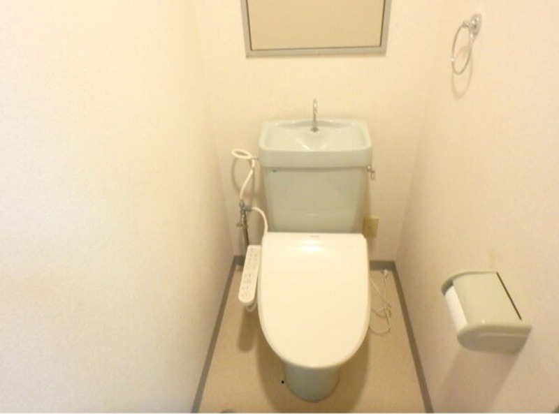 トイレ　図面と現状に相違がある場合には現状を優先