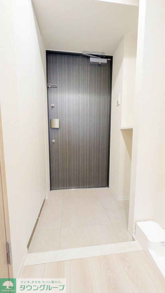 玄関　323号室参考写真