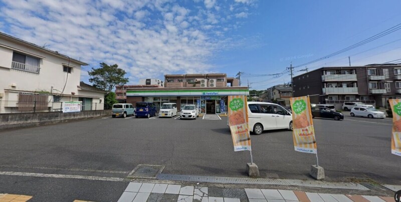 コンビニ　ファミリーマート東谷山四丁目店（コンビニ）まで277m