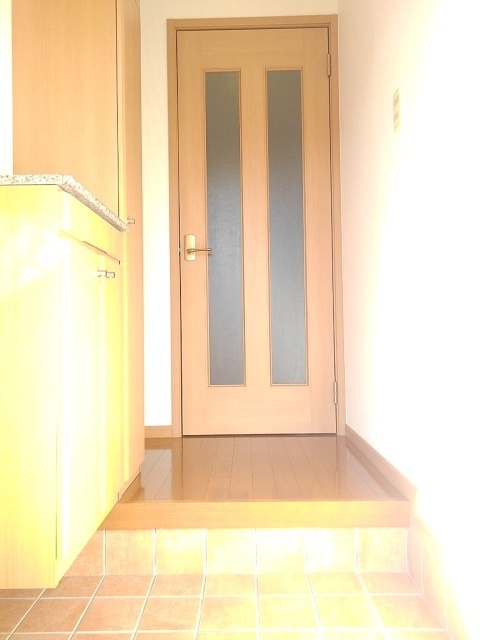 玄関　下駄箱付き！