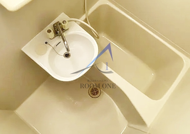 バス・シャワールーム　お風呂です。