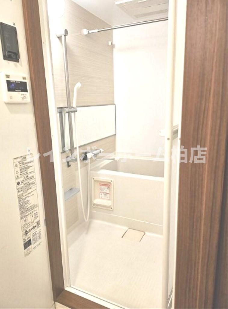 バス・シャワールーム　きれいなお風呂です