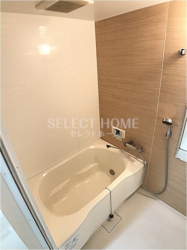 バス・シャワールーム　お風呂で日々の疲れを落としましょう