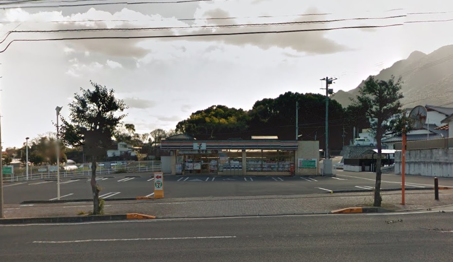 コンビニ　セブンイレブン 島原城見町店（コンビニ）まで698m