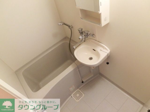 バス・シャワールーム　バスルーム