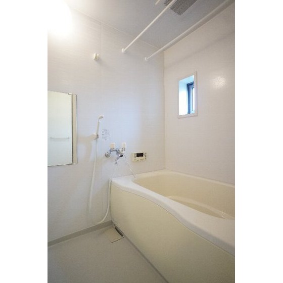 バス・シャワールーム　追い焚き付き