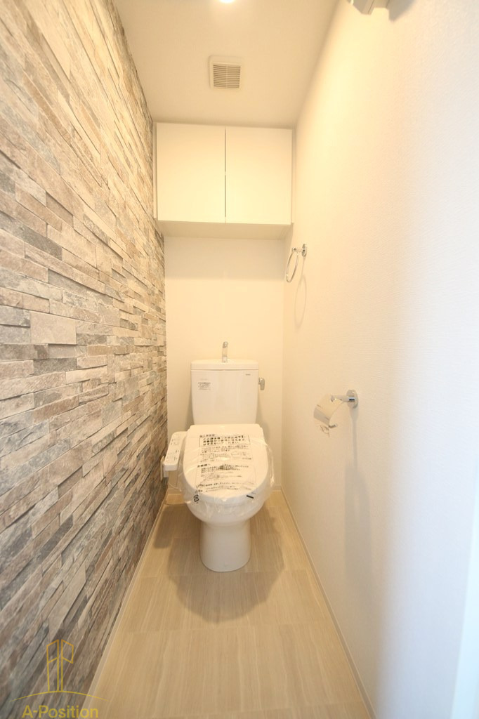 トイレ　セレニテフラン難波