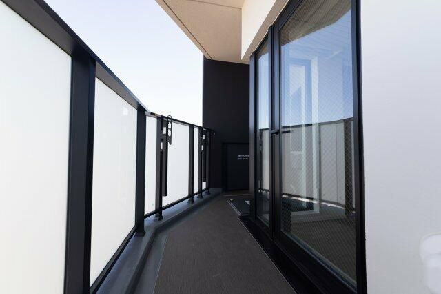 バルコニー　バルコニーがあります