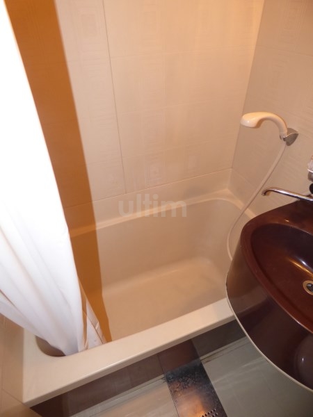 バス・シャワールーム　別室の画像です、ご参考までに