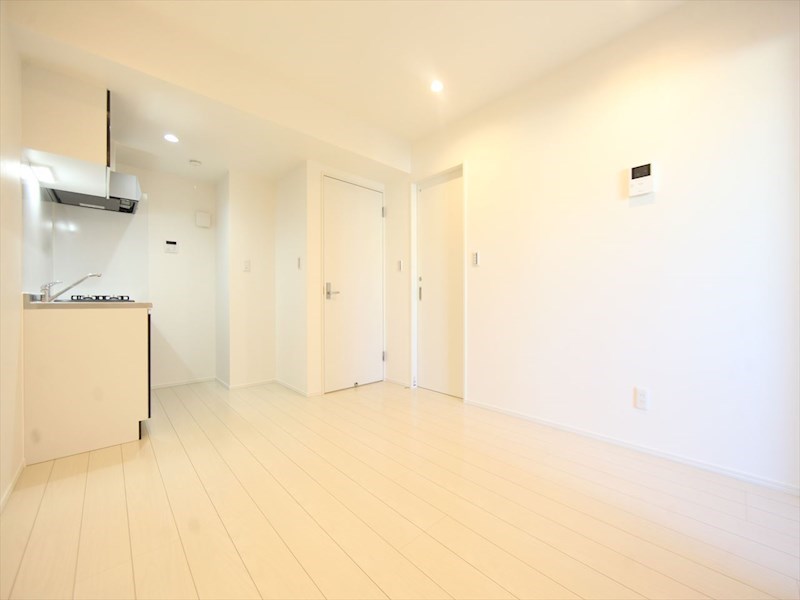 居室・リビング　ＬＤＫ8.5帖　システムキッチン　イメージ写真