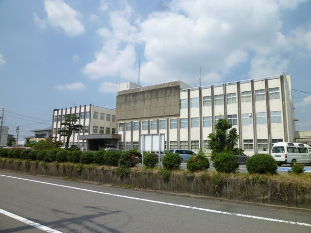 役所　岐南町役場（役所）まで560m
