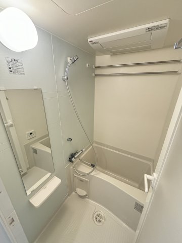 バス・シャワールーム　お風呂です