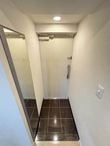 玄関　ゆったりとした玄関です