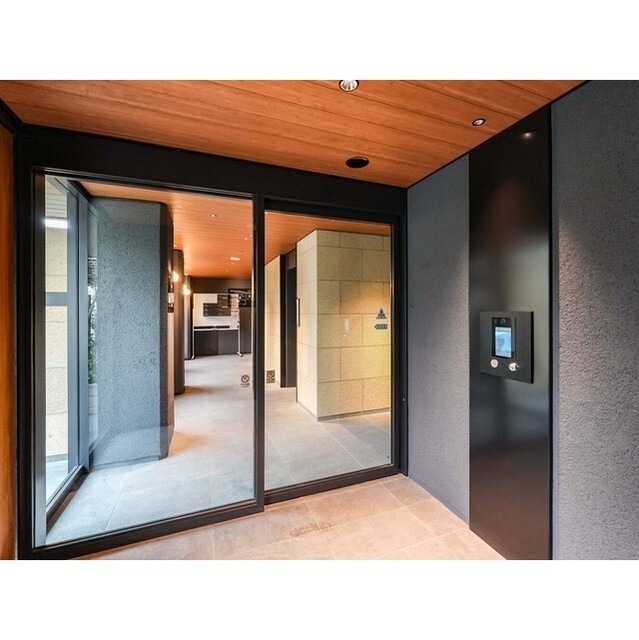 エントランス　オートロック