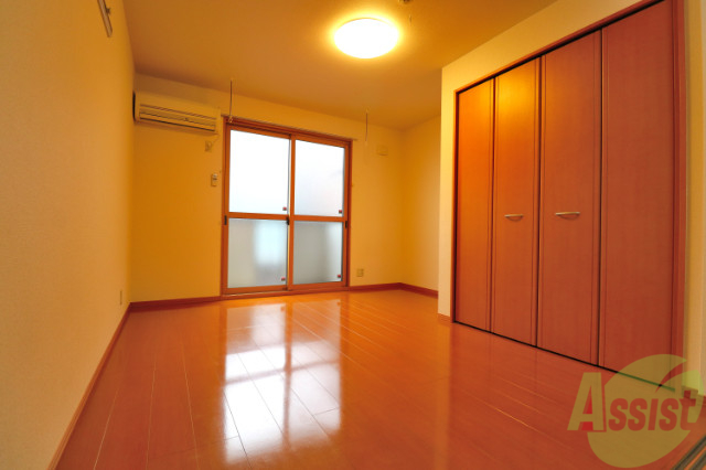 その他部屋・スペース　明るい光が差し込む開放的な空間