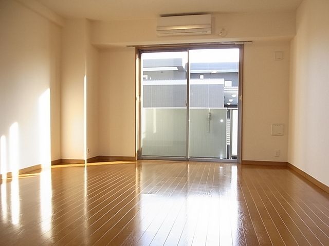 その他部屋・スペース　約１１．５帖のゆったりしたお部屋