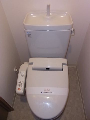 トイレ　洗浄機能付きトイレ