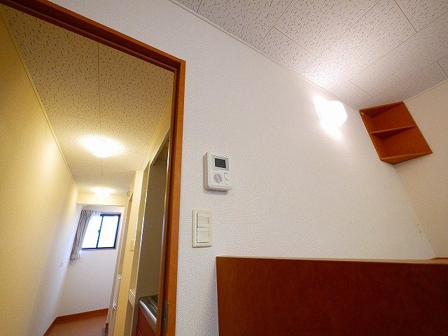 セキュリティ　モニター付きインターホン