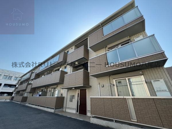 建物外観　落ち着いた雰囲気の外観です