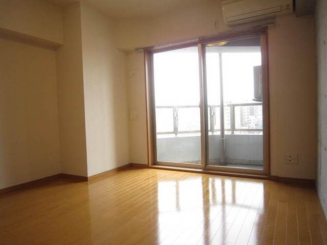 その他部屋・スペース　★落ち着いた色のフローリング★